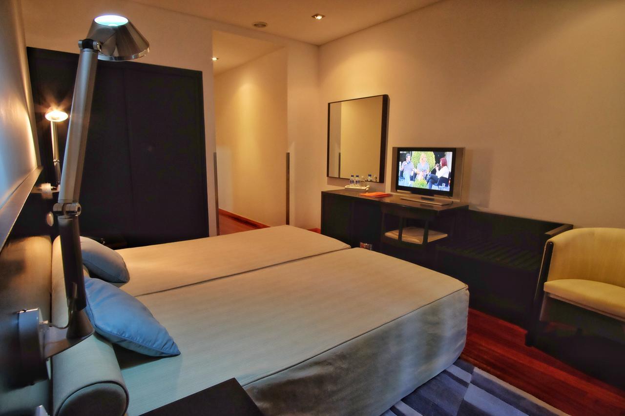 Hotel Vila Luena วิลาแวร์เด ภายนอก รูปภาพ