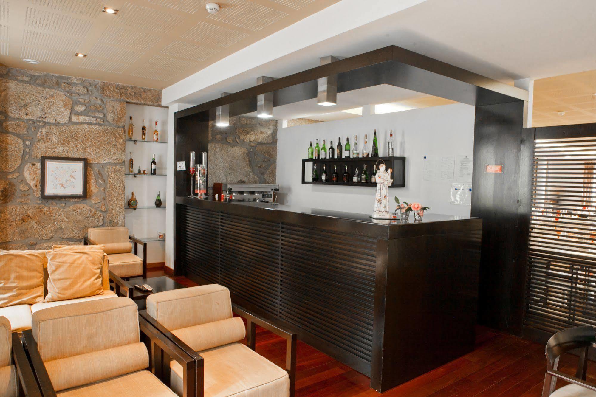 Hotel Vila Luena วิลาแวร์เด ภายนอก รูปภาพ